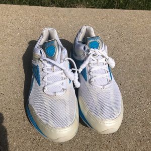 Reebok Classic Men’s Sneakers size 9